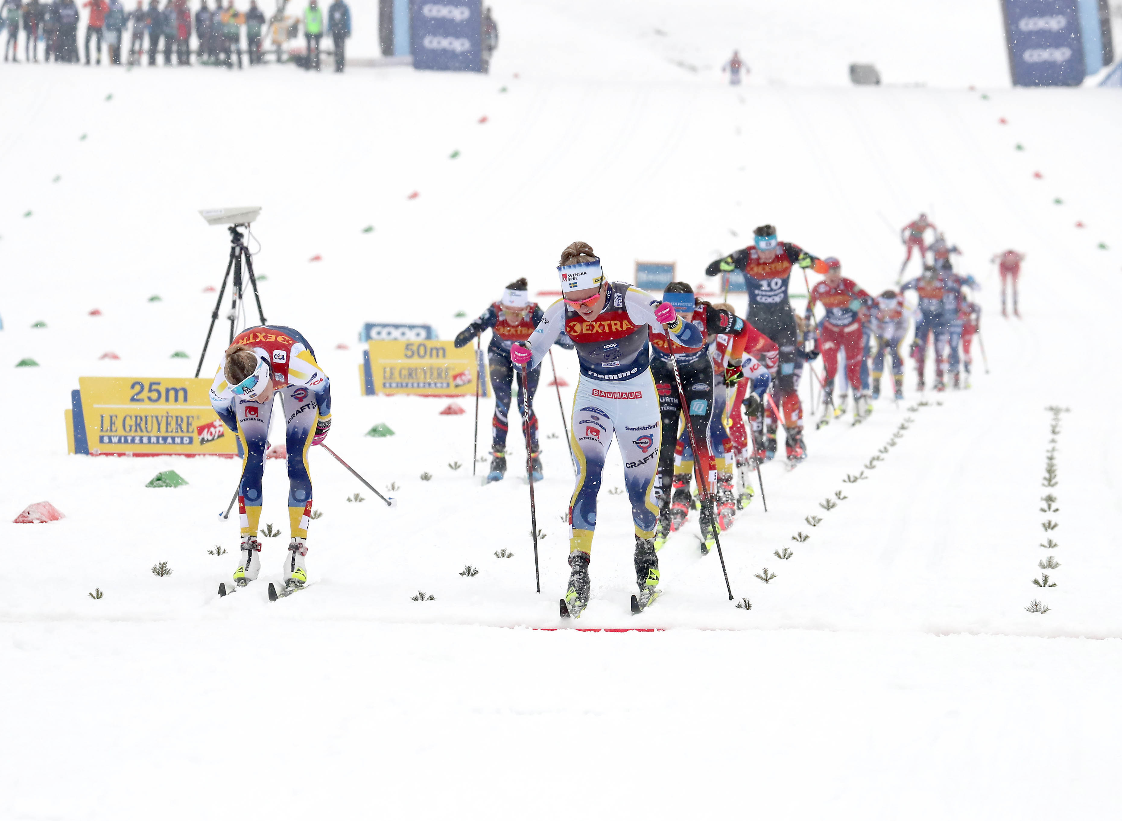 VAL DI FIEMME: “TOUR” AL CALOR BIANCO. 15 KM, LINN SVAHN (SWE) CALA IL TRIS 