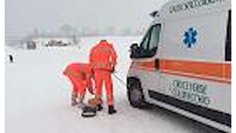 Emergenza neve ad Amatrice, ambulanze dirette al presidio bloccate dalla neve