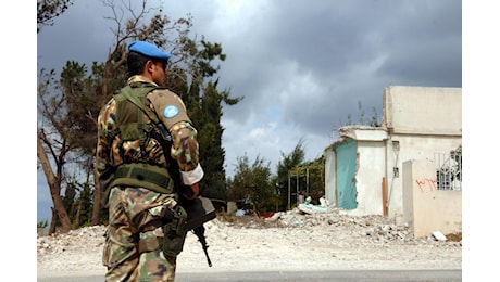 Unifil colpita da Israele, cos'è la missione Onu e quanti sono i soldati italiani in Libano