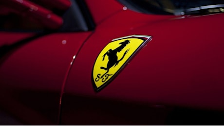 Ferrari accelera ancora: gli utili crescono a doppia cifra