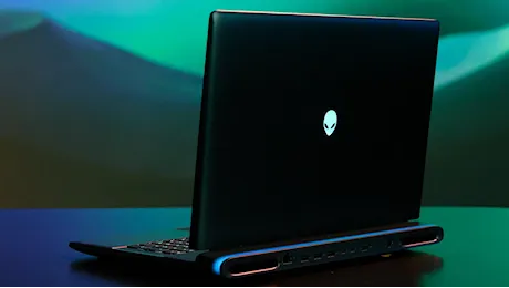 Alienware svela il monitor 4K QD-OLED e il ritorno di Area-51 al CES 2025