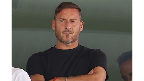 Totti insiste: Ho due offerte per tornare. Ma arriva il primo rifiuto