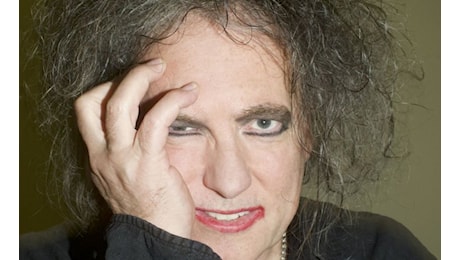 The Cure, Robert Smith ufficializza il nuovo album: Alone è la canzone che ha sbloccato tutto - Ascoltala online