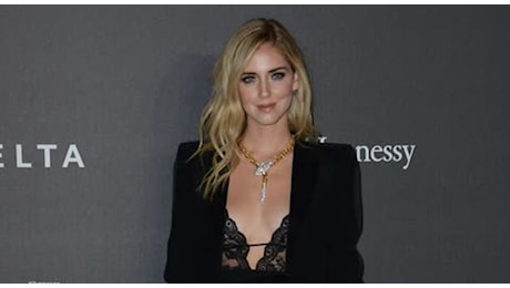 Chiara Ferragni, nuovo errore di comunicazione? Nel mirino post e storie, ma dopo le polemiche cancella tutto