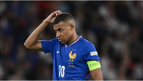 Clamoroso Francia, Deschamps esclude Mbappé dai convocati: non ci sarà con l'Italia