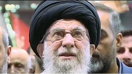 Iran, Khamenei: «Musulmani, reagite per la morte di Nasrallah»