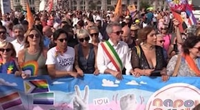 Napoli Pride, in 200mila per le strade della città