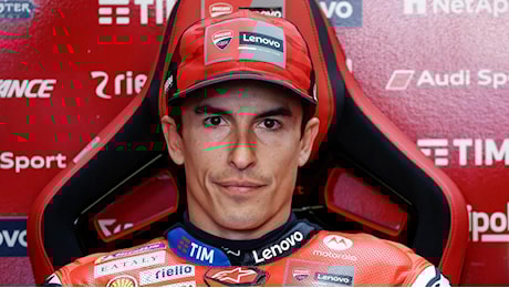 Marc Marquez domina le prove della MotoGp a Le Mans con il record della pista. Terzo Bagnaia