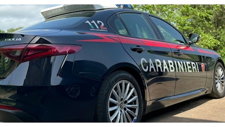 Reggio Emilia, 14enne costretta a portare il velo e non avere amici: incastrati madre e nonno