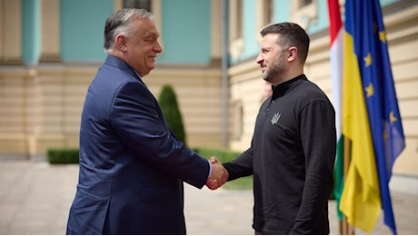 Ucraina - Russia in guerra: le notizie di oggi in diretta | Orban in visita a Kiev: «Subito una tregua». Zelensky: «Ci serve una pace giusta»