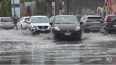 Cronaca Maltempo in Sicilia, strade allagate nel centro di Catania: video