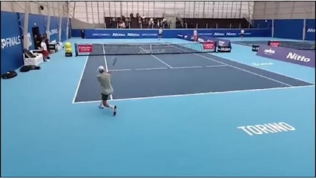 Per Jannik Sinner primo allenamento allo Sporting in vista delle Atp Finals