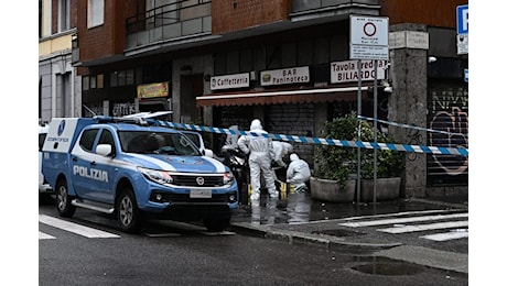 Tenta di rubare i Gratta e Vinci, titolare del bar uccide il ladro con le forbici