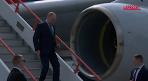 VIDEO Russia, l'arrivo di Putin in Jacuzia: tappa verso la Corea del Nord