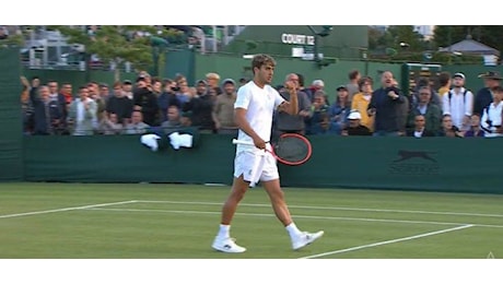 Wimbledon: Cobolli trionfa all'esordio, battuto Hijikata in quattro set