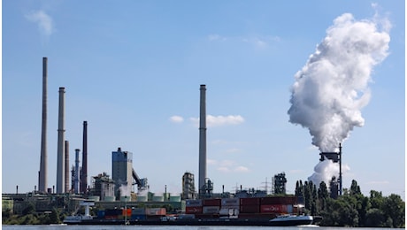 Thyssenkrupp licenzia 11mila lavoratori, la crisi della grande acciaieria tedesca