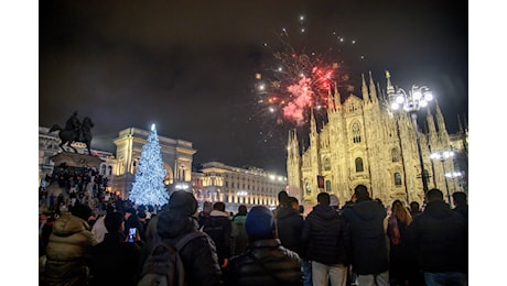 Presunte molestie in piazza Duomo a Capodanno, la Procura di Milano indaga per violenza sessuale di gruppo