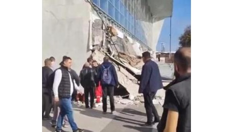 Serbia, crolla tettoia stazione Novi Sad: 8 morti