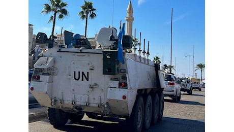 Libano, 8 razzi colpiscono base italiana Unifil: nessun ferito