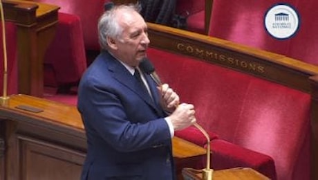 Francia, Bayrou: non lascerò nulla senza risposta