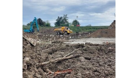 Il Lamone ha rotto ancora l'argine a Traversara