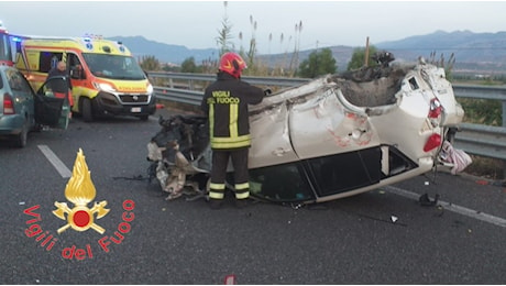 Incidente stradale nel cosentino, grave un minore che era alla guida di un Suv