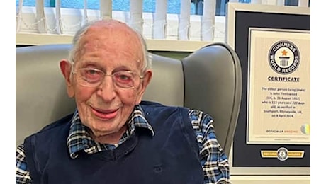 John Alfred Tinniswood, l'uomo più vecchio del mondo morto a 112 anni