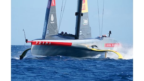 Louis Vuitton Cup, impresa di Luna Rossa: 4-4 con Britannia