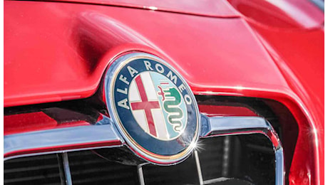 Alfa Romeo, arriva il mostro su 4 ruote: finalmente si torna agli antichi fasti