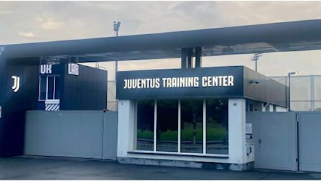 Juve arrivata a Lecce. I convocati: out in 9. Motta chiama 5 giovani. Allenamento terminato