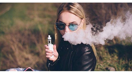 Aumento e-cig e tabacco riscaldato tra giovani, rischi salute