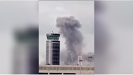 Beirut, bombardata zona vicina all'aeroporto