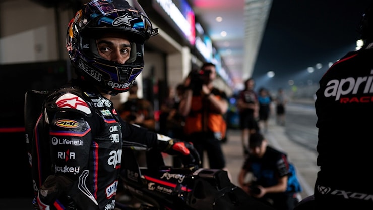 Trauma toracico e costale con pneumotorace: GP Qatar nero per Martin - Motosprint Trauma toracico e costale con pneumotorace: GP Qatar nero per Martin - Motosprint