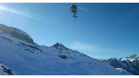 Atterra con l'elicottero accanto alle piste da sci, multato imprenditore bresciano