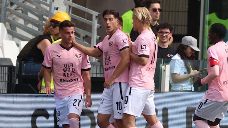 Playoff, la grande volata: in quattro per tre posti. E il calendario sorride al Palermo - La Gazzetta dello Sport Playoff, la grande volata: in quattro per tre posti. E il calendario sorride al Palermo - La Gazzetta dello Sport