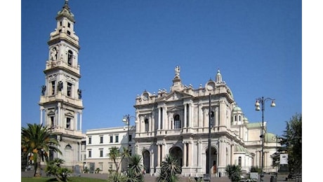 Leone XIV: mons. Caputo (Pompei), “la Vergine camminerà accanto al Papa rendendo dolce il cammino. Anche noi lo accompagneremo con la preghiera”