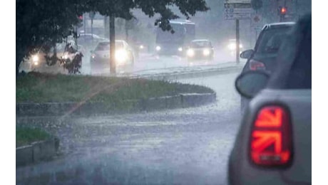 Maltempo, allerta arancione in Toscana. Scuole chiuse nel Livornese