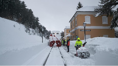 Le previsioni meteo fino a Capodanno e all’Epifania: anticiclone, poi ipotesi gelo e neve con una “manovra a tenaglia” sull’Italia