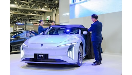 Forthing S7, la berlina elettrica di Dongfeng arriva in Italia. Cosa sappiamo