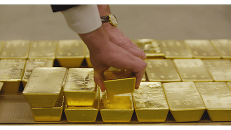 L'oro si allontana dai massimi storici nonostante l'aumento della domanda cinese e l'escalation della guerra commerciale USA-Cina