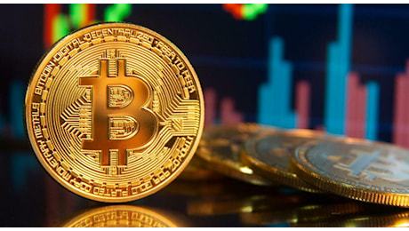 Bitcoin, tassa su plusvalenze sale dal 26% al 42%: quando si paga e come si dichiarano