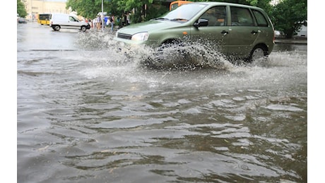 Meteo: aggiornamenti pessimi per i prossimi giorni, rischio FORTE MALTEMPO nel fine settimana