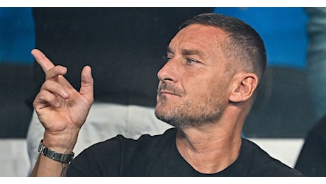 Totti agli Internazionali: con la famiglia al Centrale per Fognini-Fearnley