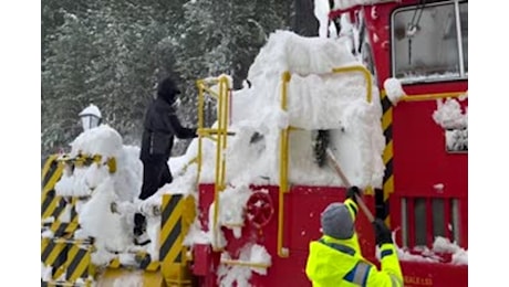 Maltempo sull'Appennino abruzzese, Campo di Giove sommersa dalla neve