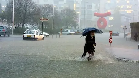 Cronaca meteo - Il sud della Francia finisce sott'acqua, allagata Marsiglia