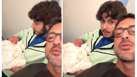 Il primo dolcissimo incontro tra Carlos Corona e il fratellino neonato Thiago: le immagini condivise dal neo papà bis Fabrizio Corona