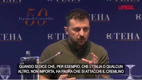 VIDEO Ucraina, Zelensky scherza: Attaccare Cremlino? Peccato non si possa fare