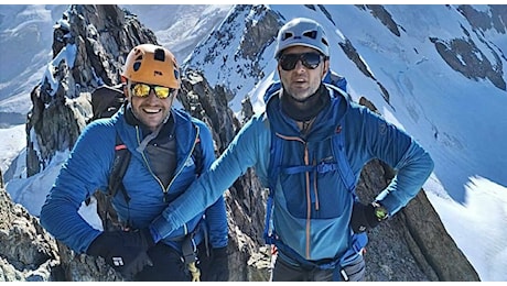 Luca Perazzini e Cristian Gualdi, chi sono i due alpinisti bloccati sul Gran Sasso: la notte a -10 gradi e i soccorsi fermi per il maltempo