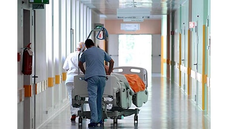 Sanità, Calabria ancora ultima: ha il numero di posti letto negli ospedali pubblici più basso in Italia