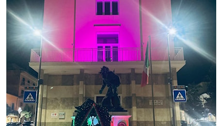 San Giorgio del Sannio si illumina di viola per la Giornata del Prematuro